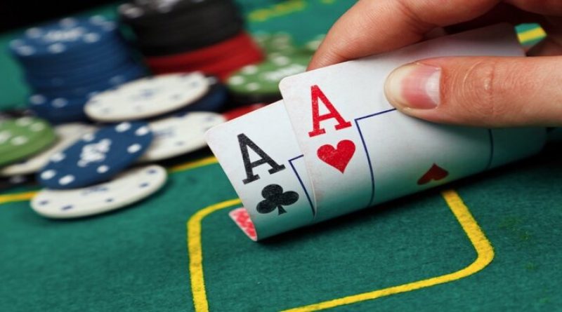 Poker Win777 – Thách Thức Mọi Tay Chơi Với Phiên Bản Đa Dạng